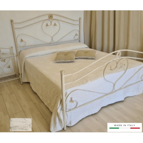 LETTO MATRIMONIALE CUORE IN FERRO BATTUTO